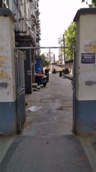 南京凤游寺26号小区外景图