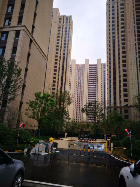 推推99南京房产网万科翡翠公园外景图