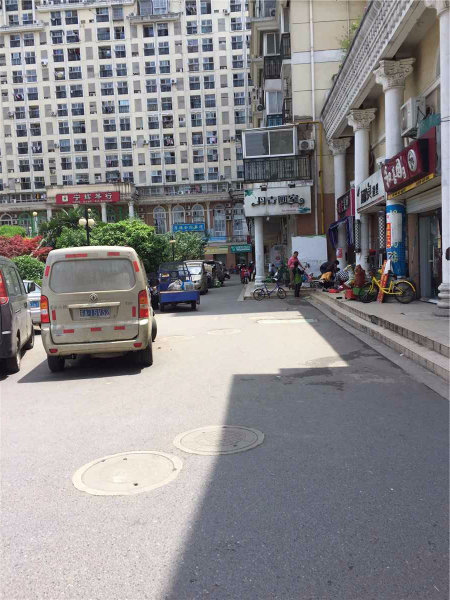 南京天地新城天柱座外景图