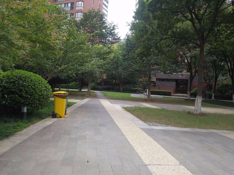 推推99南京房产网金地名京外景图