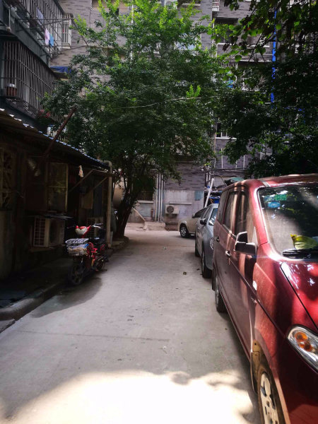 南京西一新村外景图
