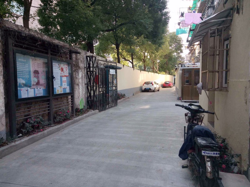 上海嘉善路232弄小区二手房房源图片