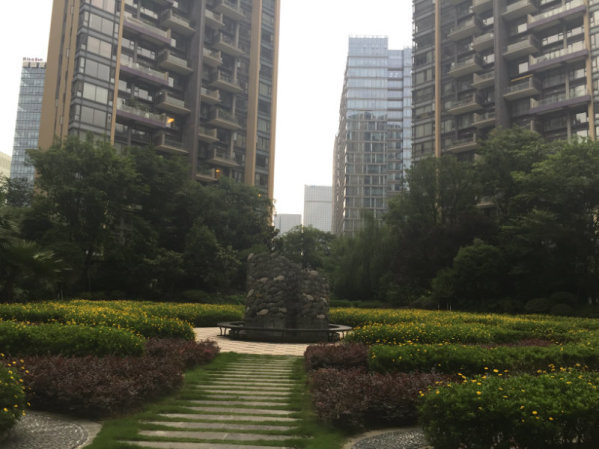 【多图】合景泰富誉峰二手房,567万,又一套低