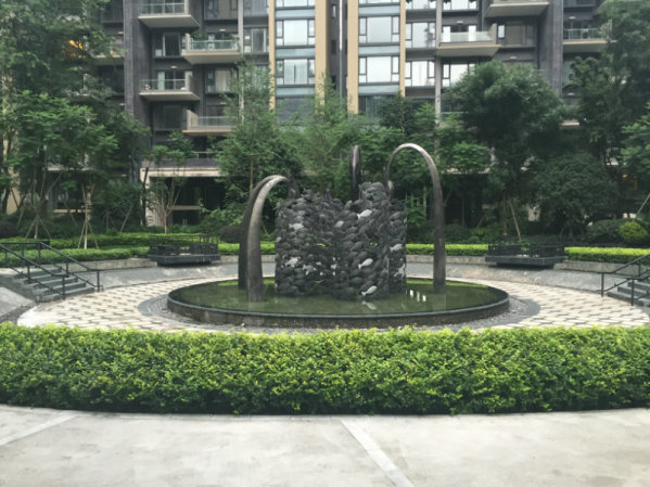 【多图】合景泰富誉峰二手房,567万,又一套低