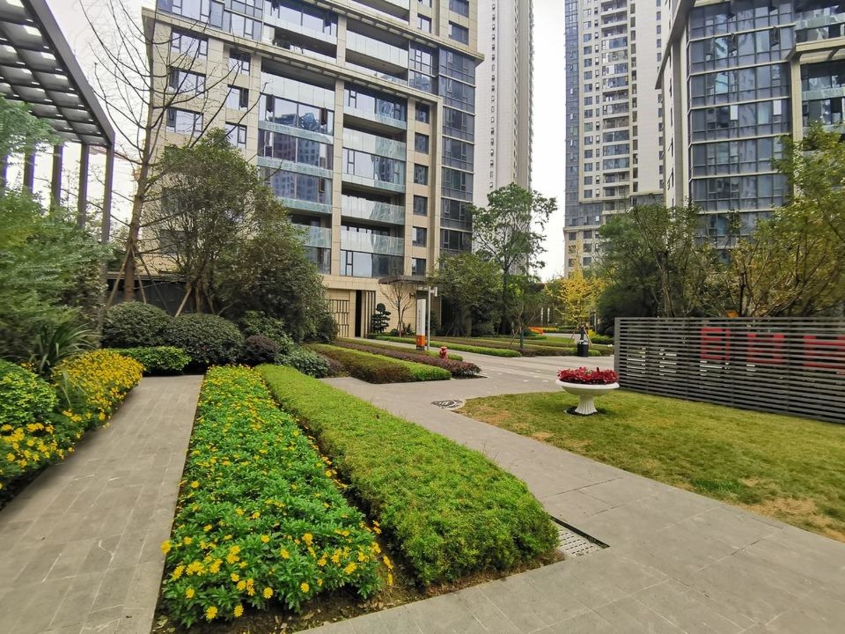 成都复地金融岛二手房房源图片