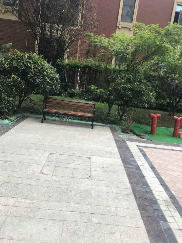 成都蓝花楹二手房房源图片
