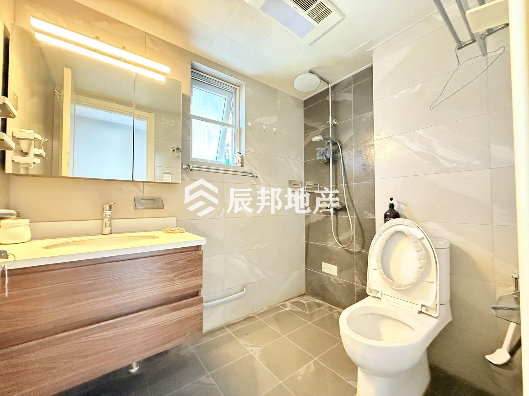 成都建发翡翠鹭洲二手房房源图片