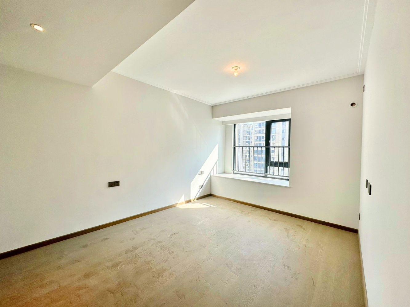 成都卓越珑樾府二手房房源图片