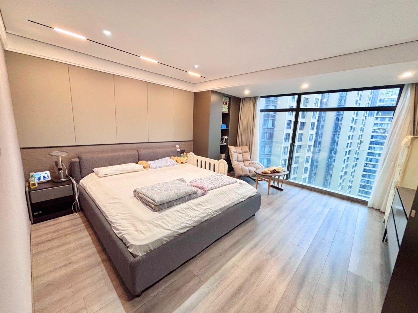 成都建发鹭洲国际二手房房源图片