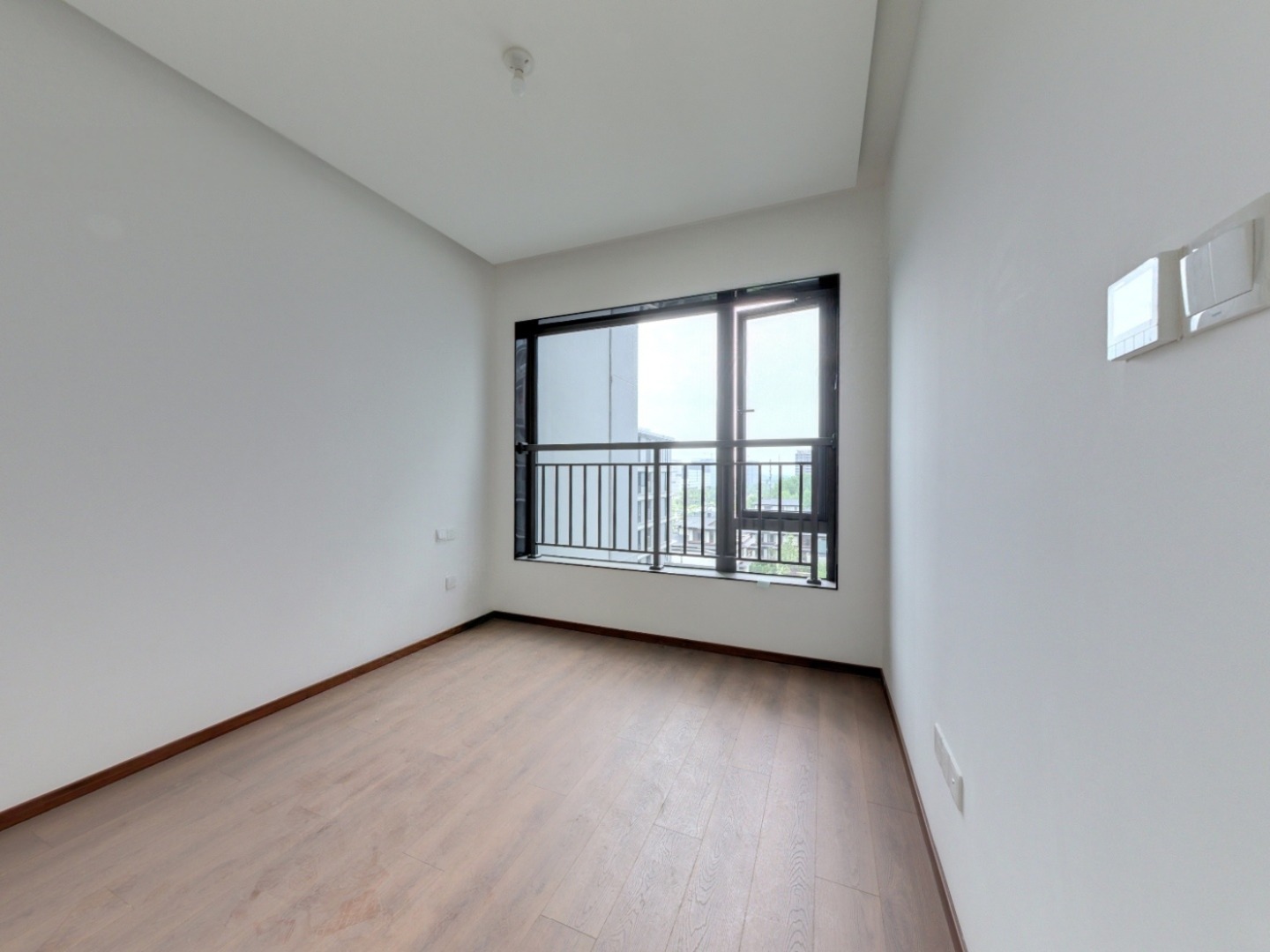 成都绿城凤栖鹭鸣二手房房源图片