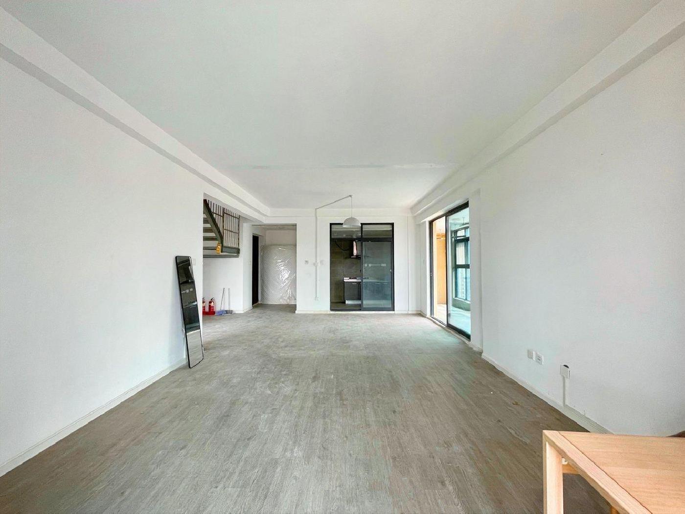 成都建发鹭洲国际二手房房源图片