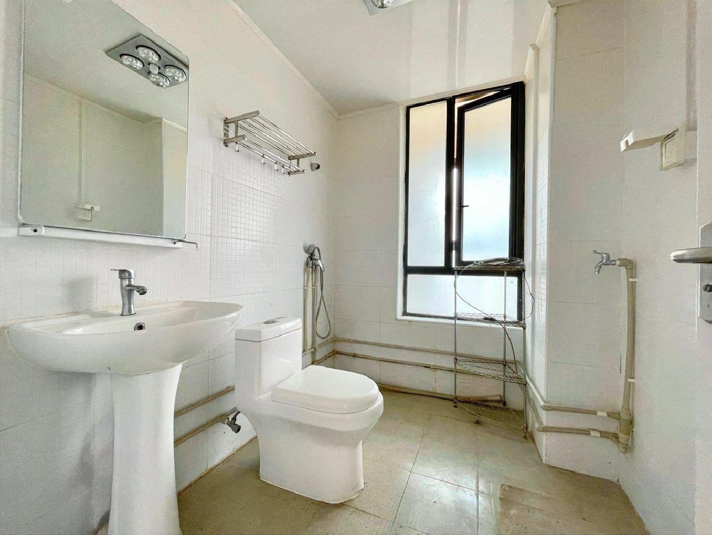 成都建发鹭洲国际二手房房源图片