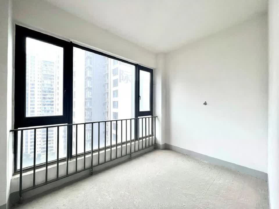 成都建发鹭洲国际二手房房源图片