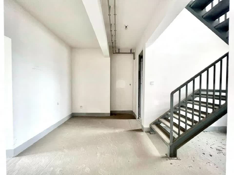 成都建发鹭洲国际二手房房源图片