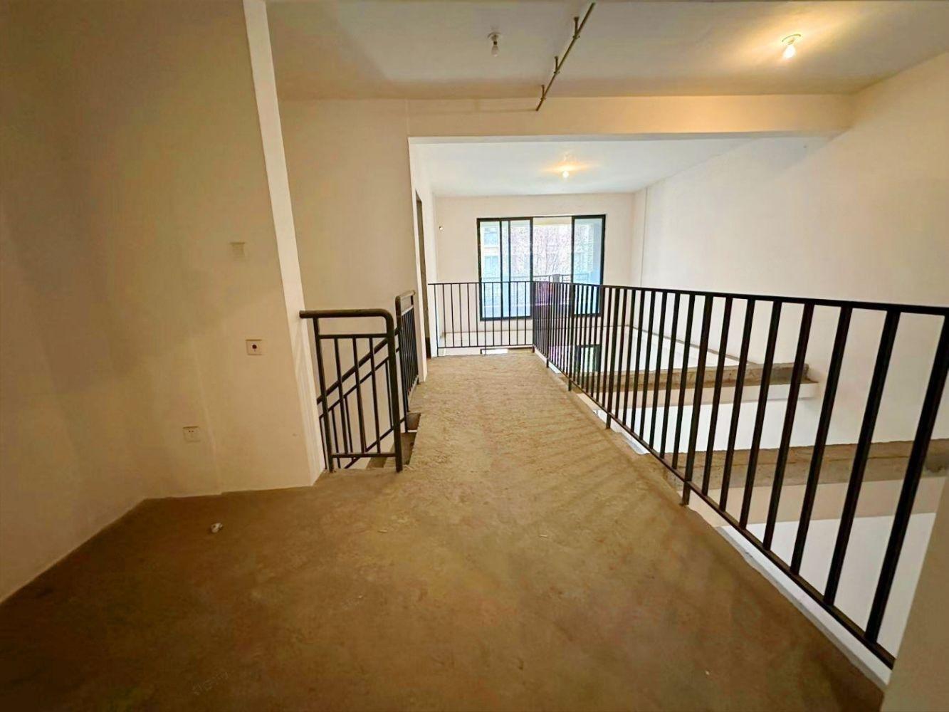 成都建发翡翠鹭洲(别墅)二手房房源图片