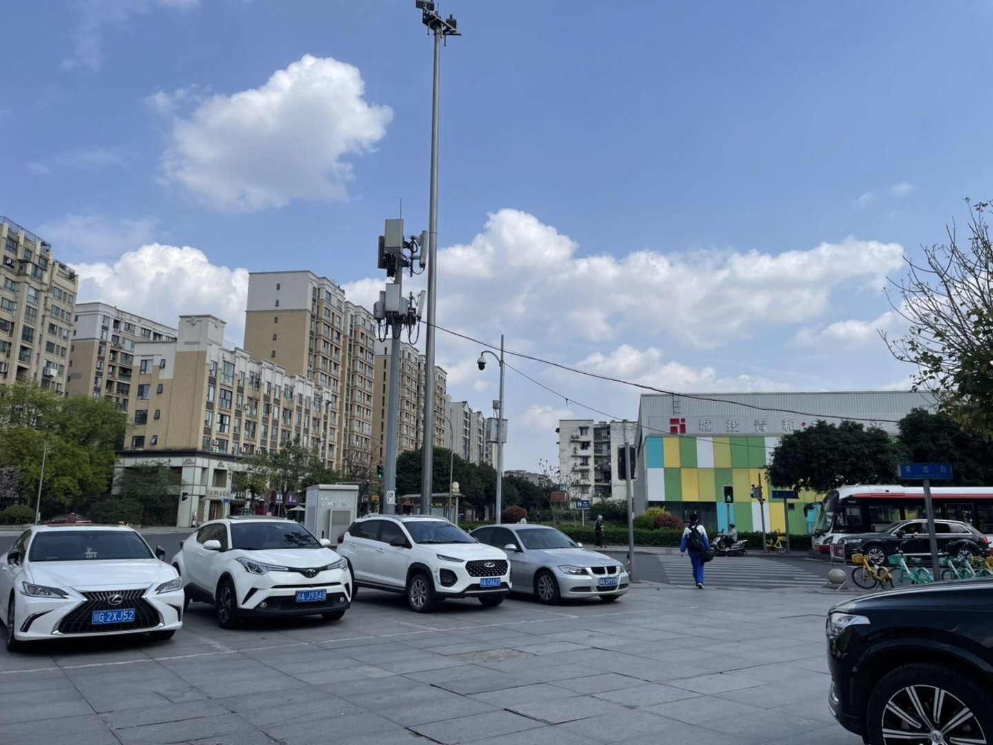 成都交子大道商铺二手房房源图片