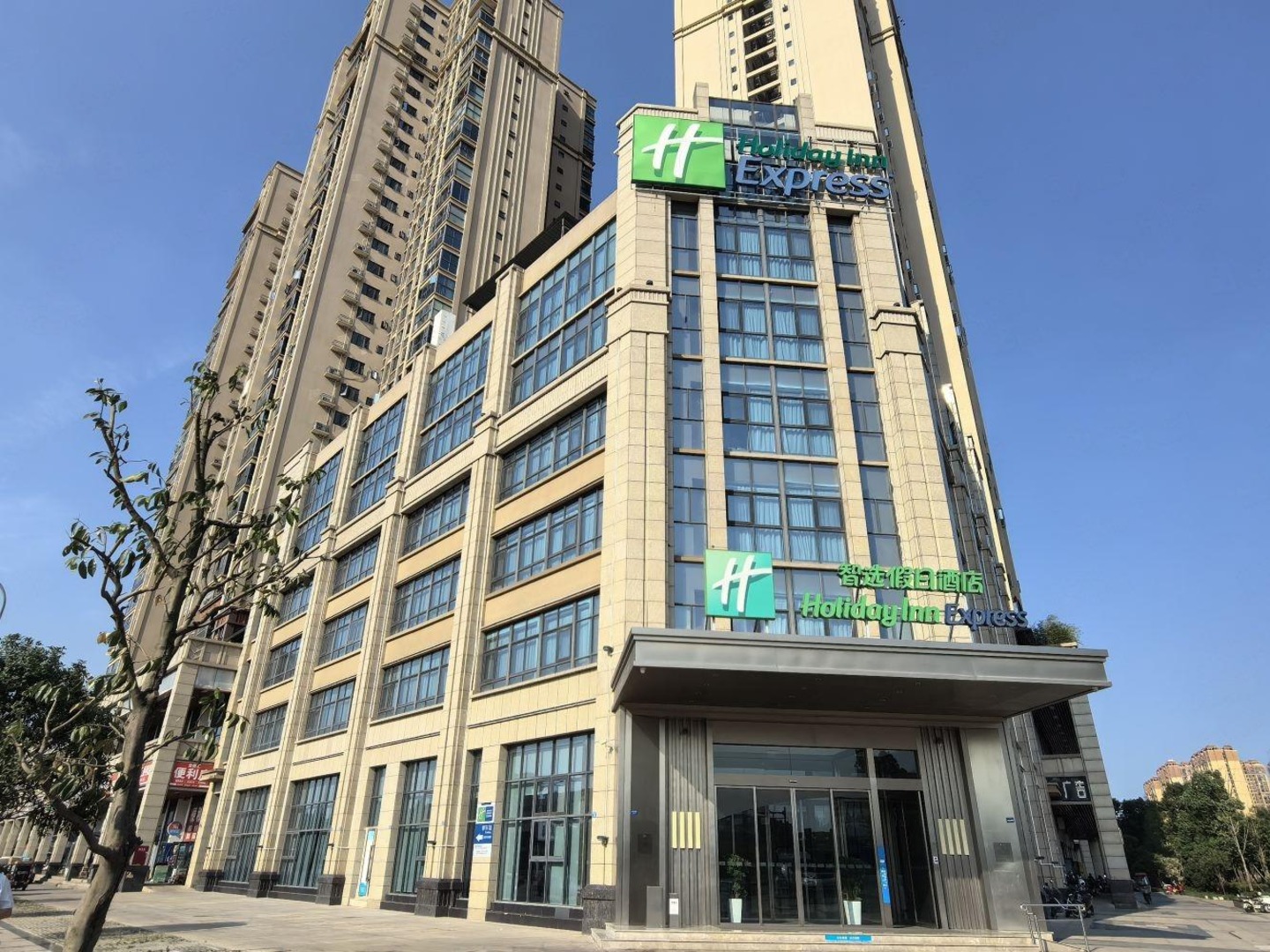 成都慧生时代广场成洛大道商铺二手房房源图片