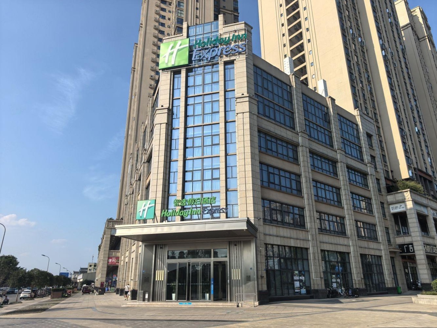 成都慧生时代广场成洛大道商铺二手房房源图片