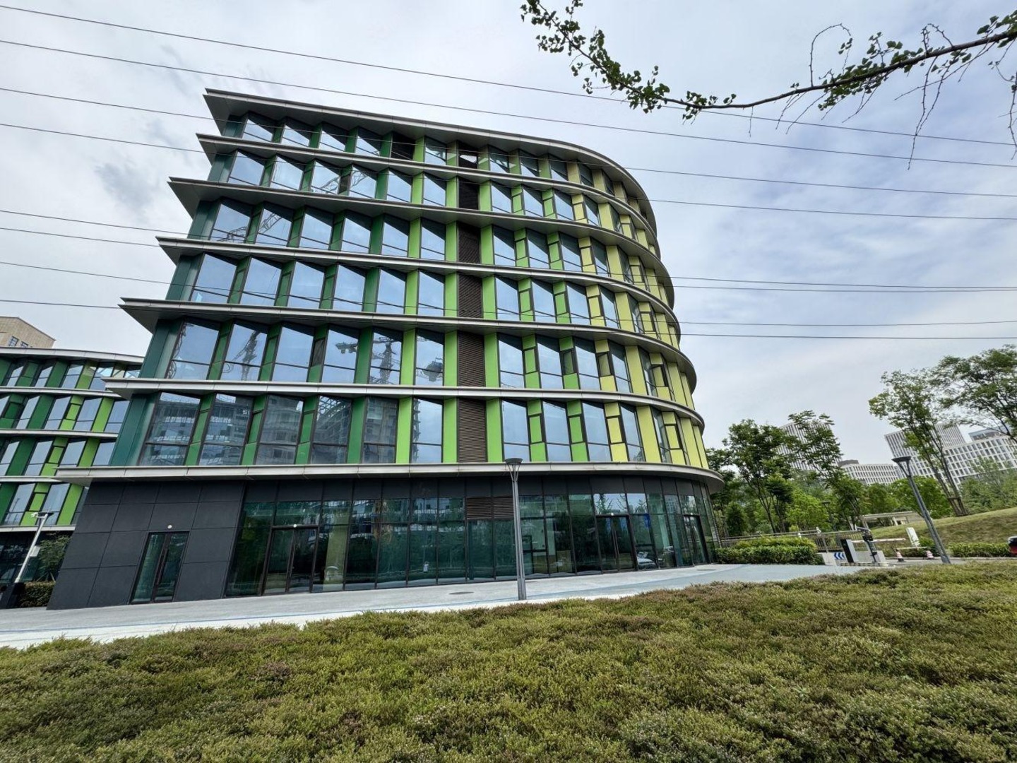 成都西城新中心光华北三路商铺二手房房源图片