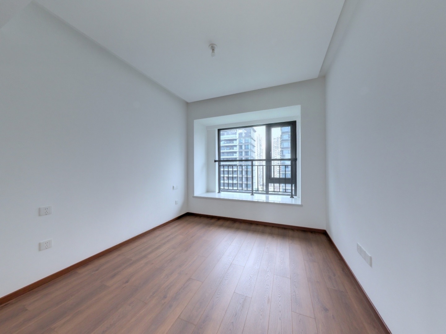 成都绿城凤栖鹭鸣二手房房源图片