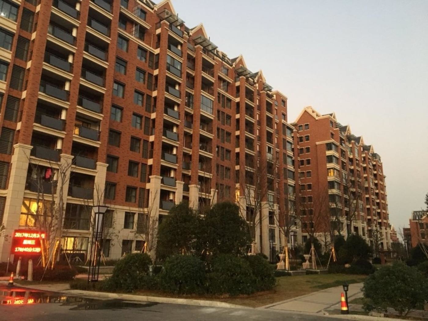 南京梅龙湖无界二手房房源图片