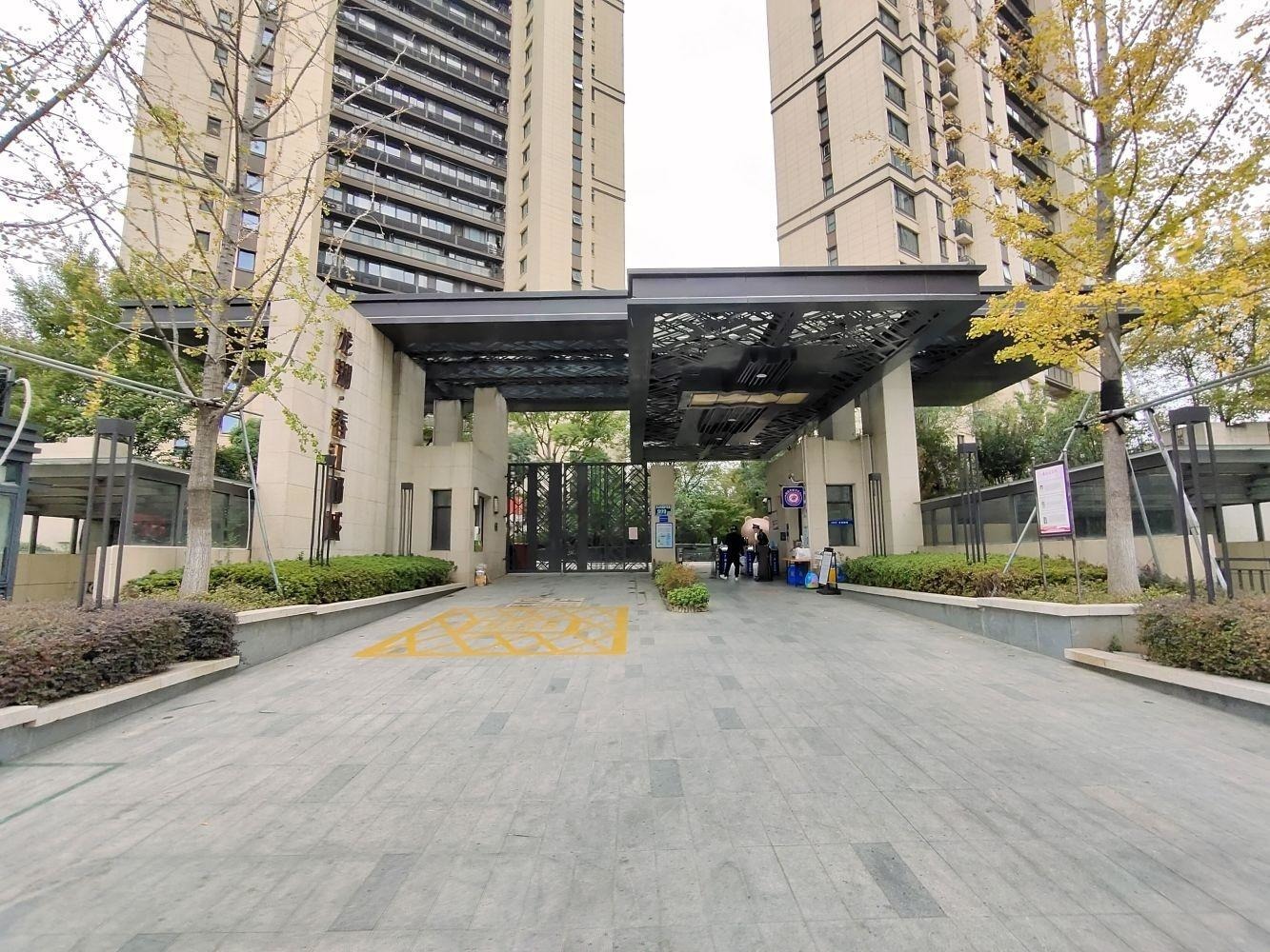 南京龙湖春江郦城天宸苑二手房房源图片
