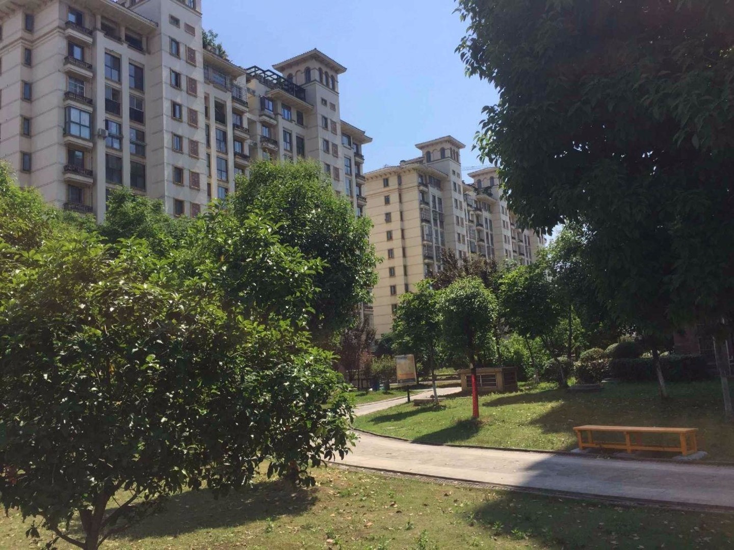 南京青山湾花园二手房房源图片