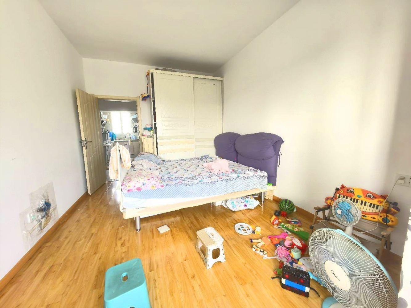 南京凤游寺26号小区二手房房源图片