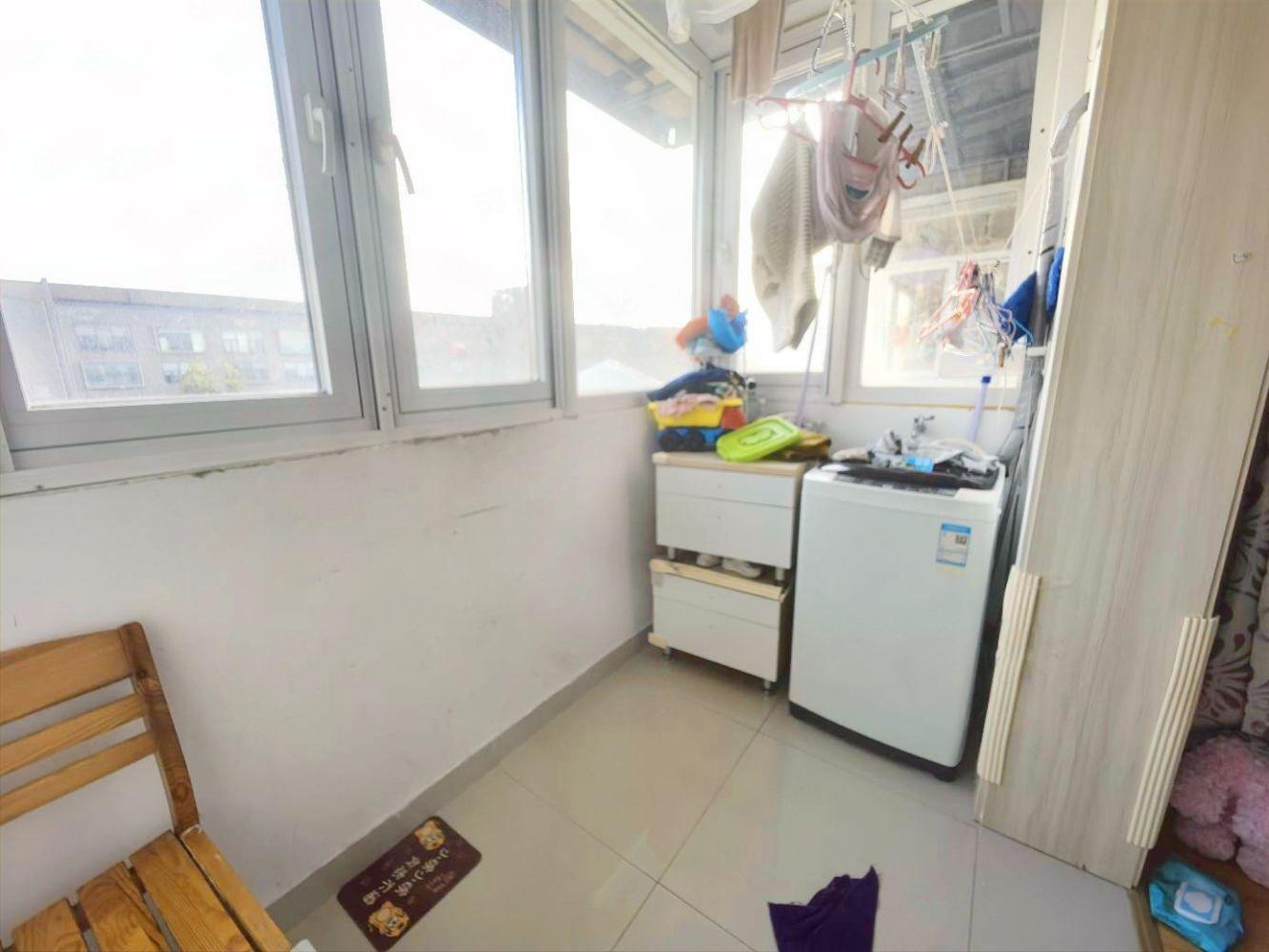 南京凤游寺26号小区二手房房源图片