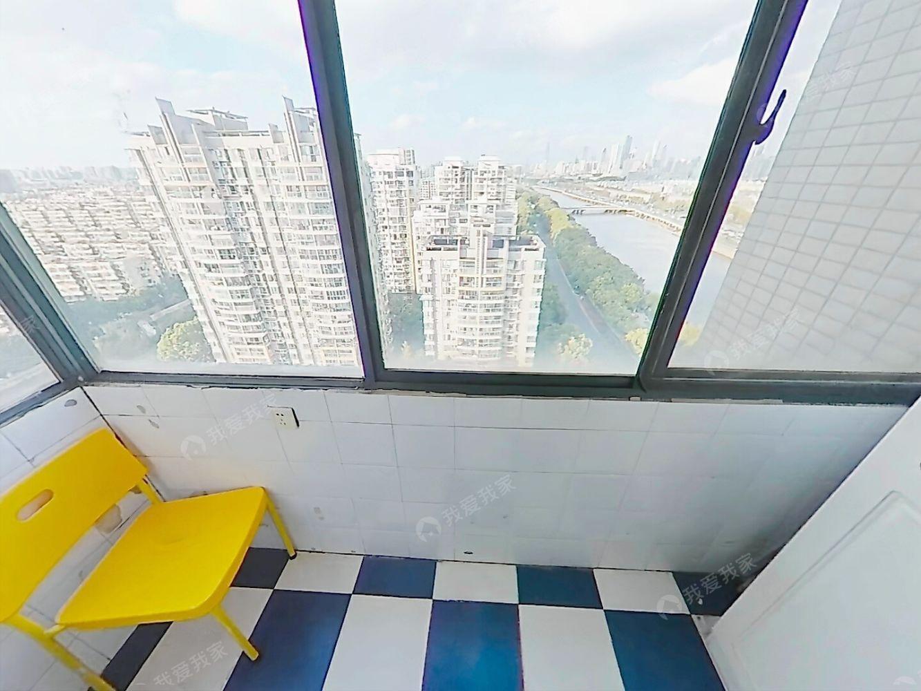 南京鸿仁名居二手房房源图片