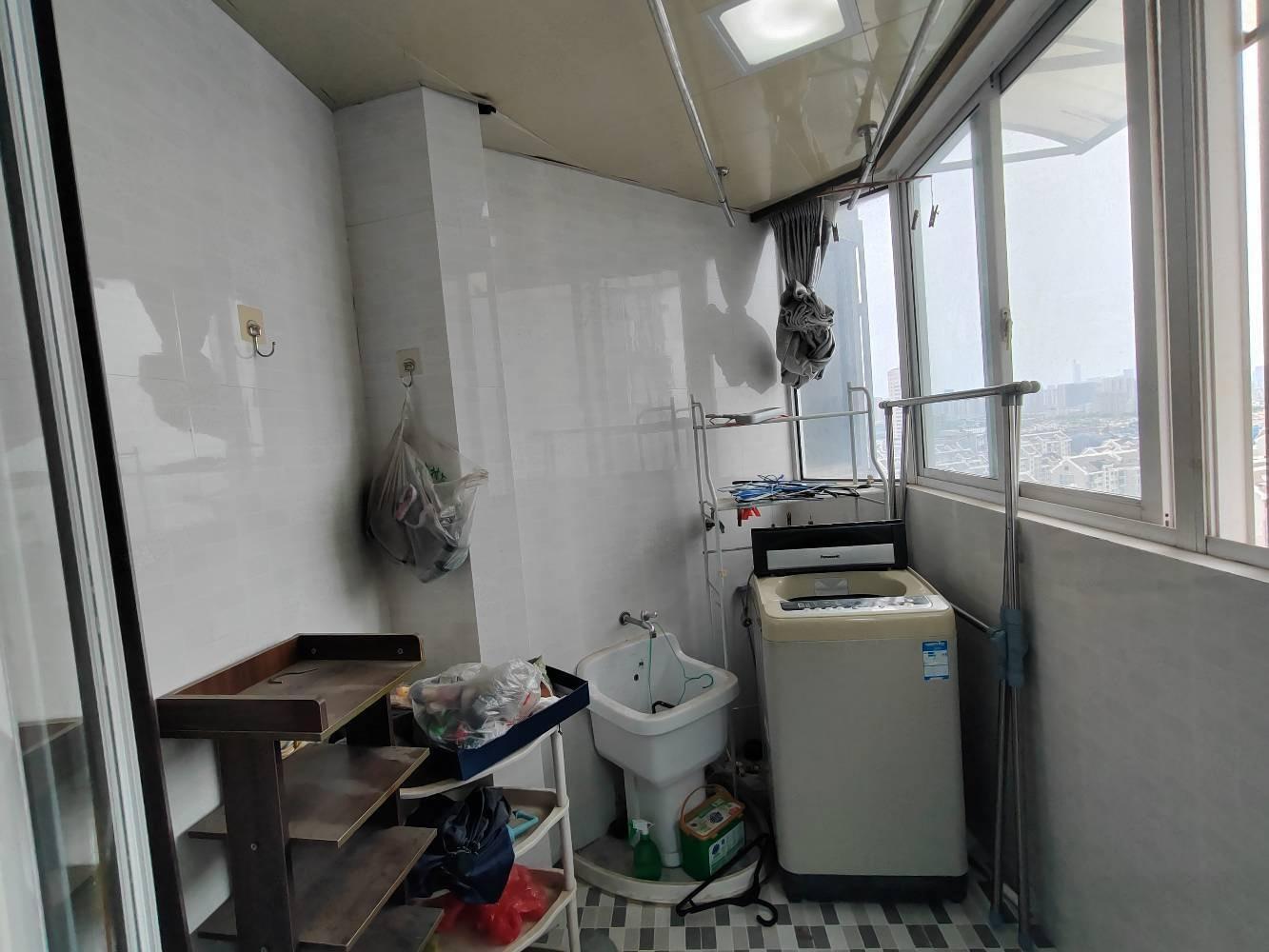 南京弓箭坊高层住宅小区二手房房源图片