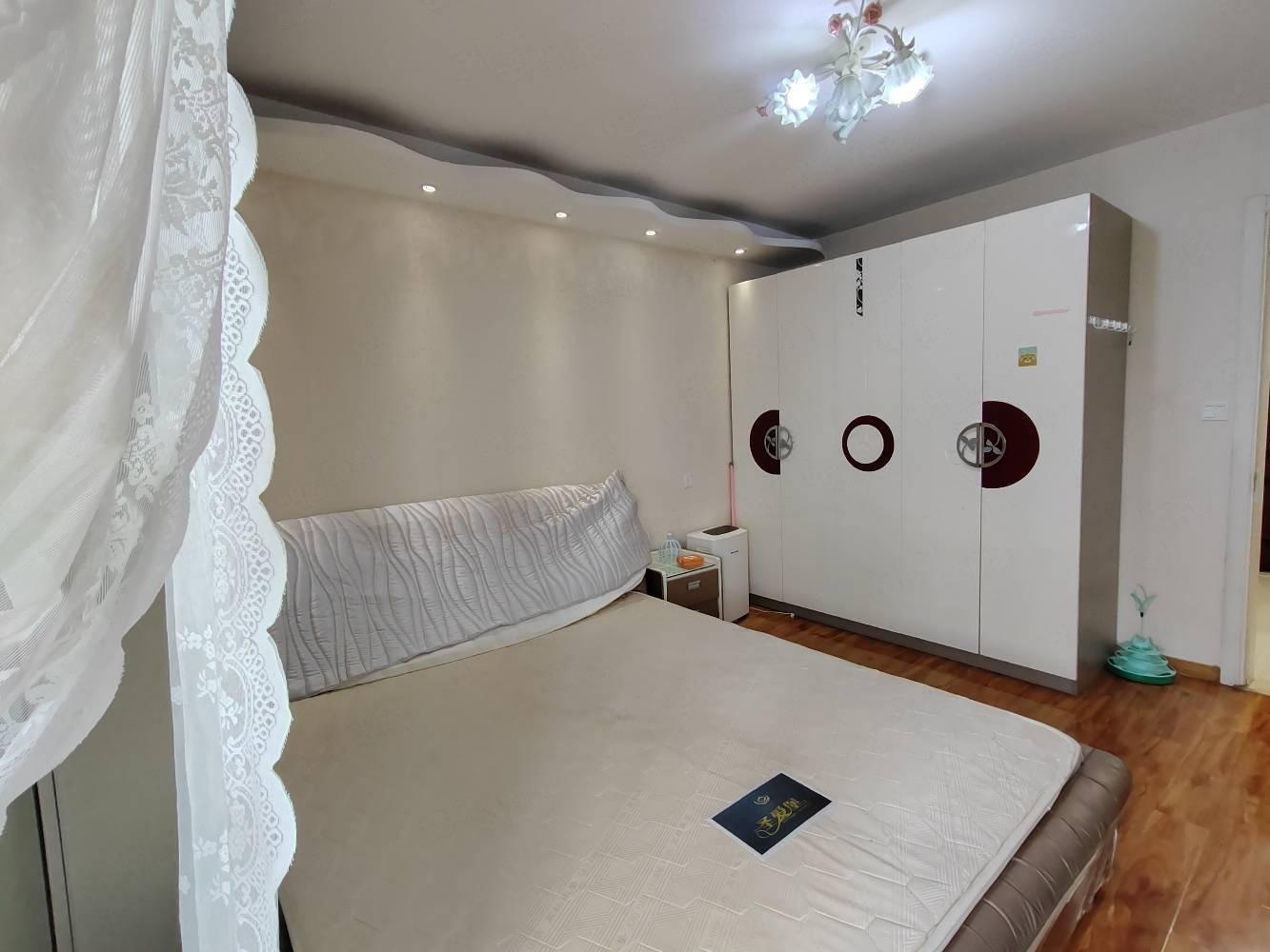 南京弓箭坊高层住宅小区二手房房源图片