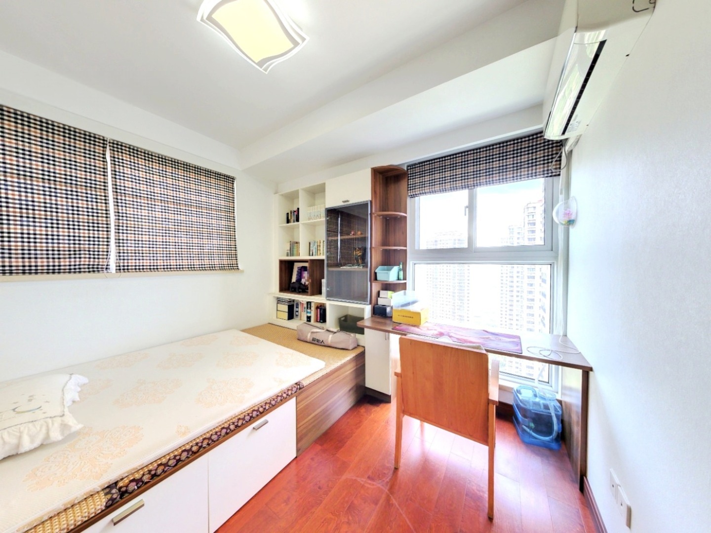 南京新城玖珑湖二期二手房房源图片