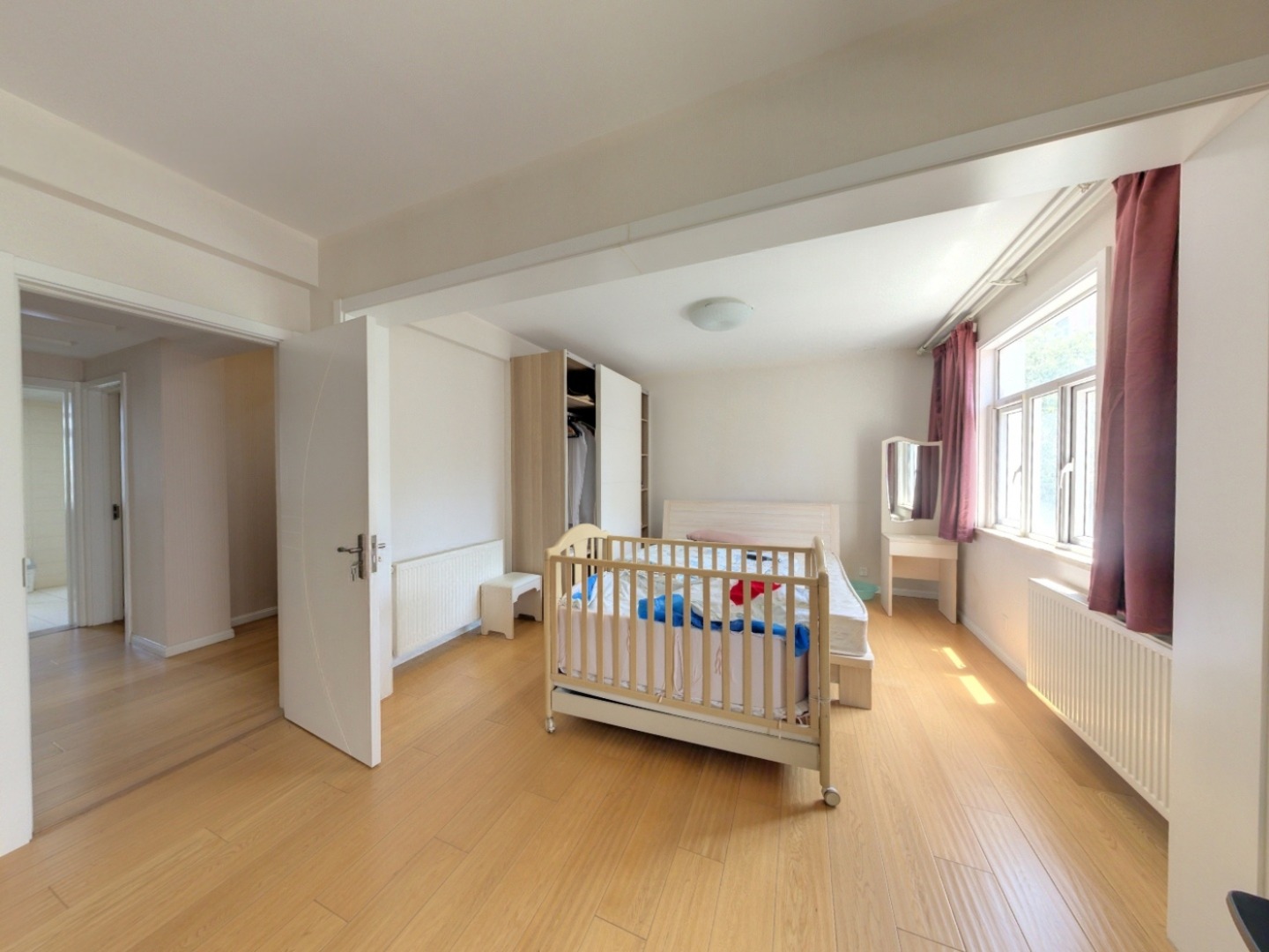 南京百家湖西花园巴黎城二手房房源图片