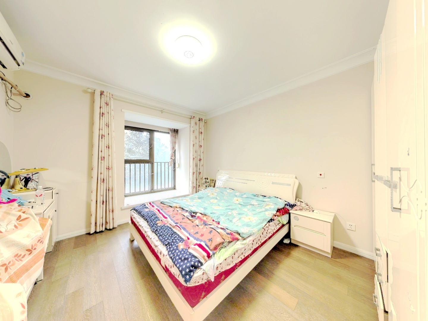 南京万科金域蓝湾二手房房源图片