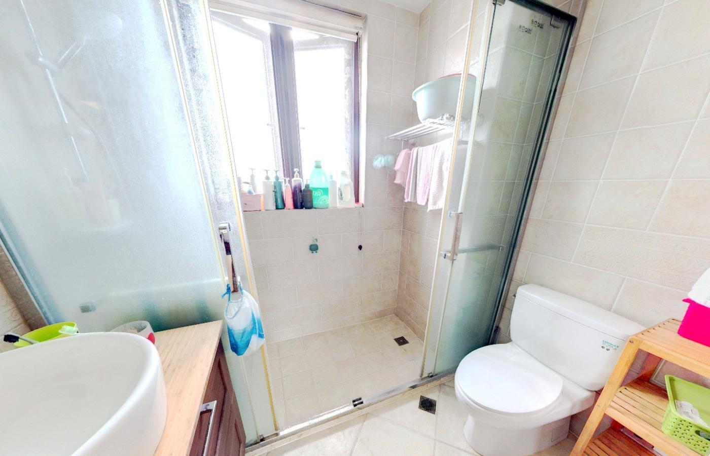 南京怡湖华庭二手房房源图片