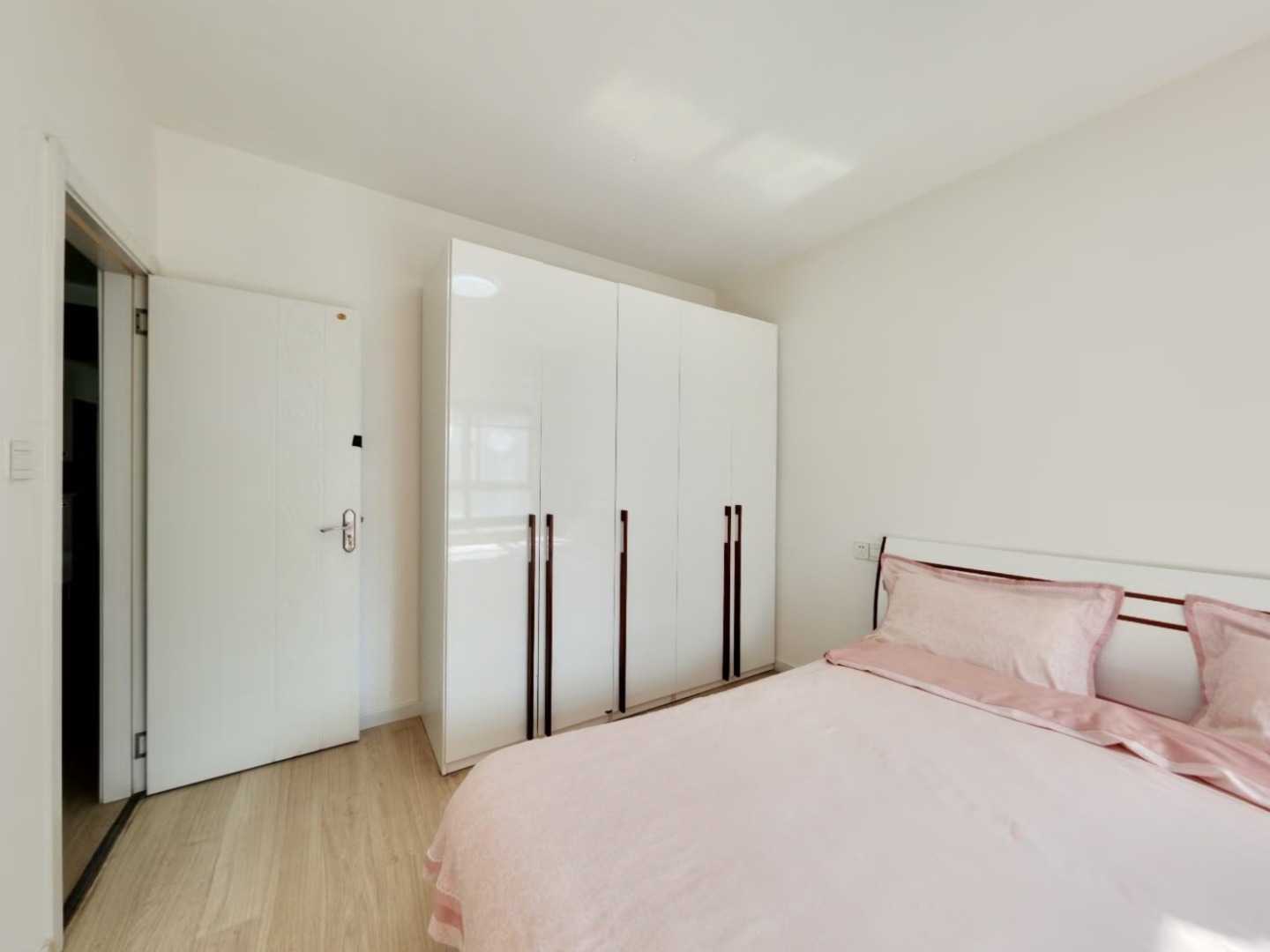 南京鸿意万嘉二手房房源图片