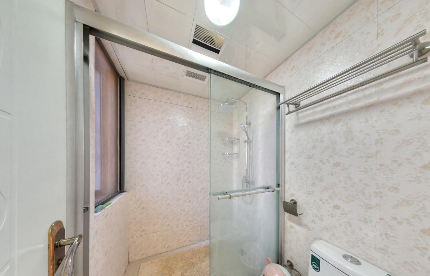 南京鸿意万嘉二手房房源图片