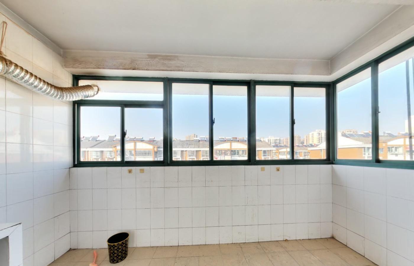 南京天景山公寓春秀苑二手房房源图片