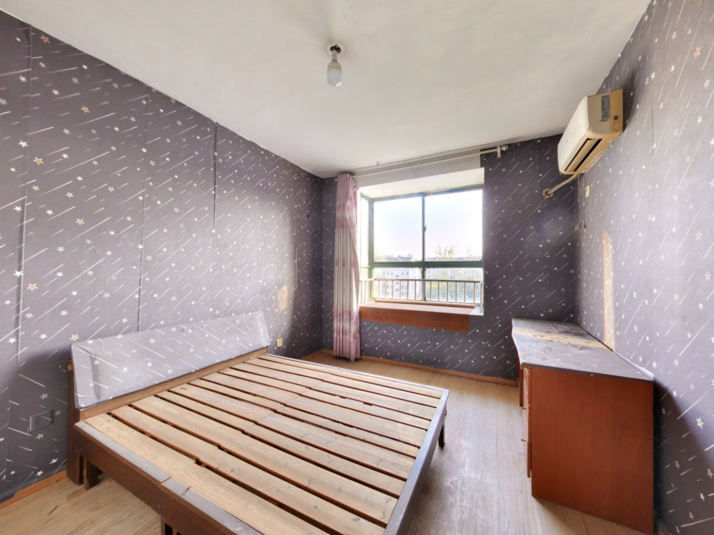 南京天景山公寓春秀苑二手房房源图片