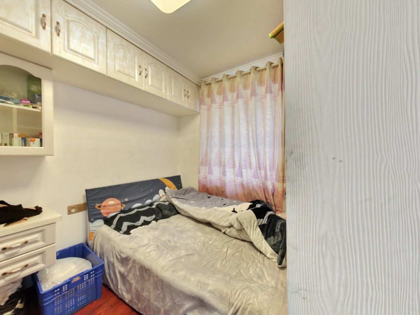 南京天景山公寓春秀苑二手房房源图片