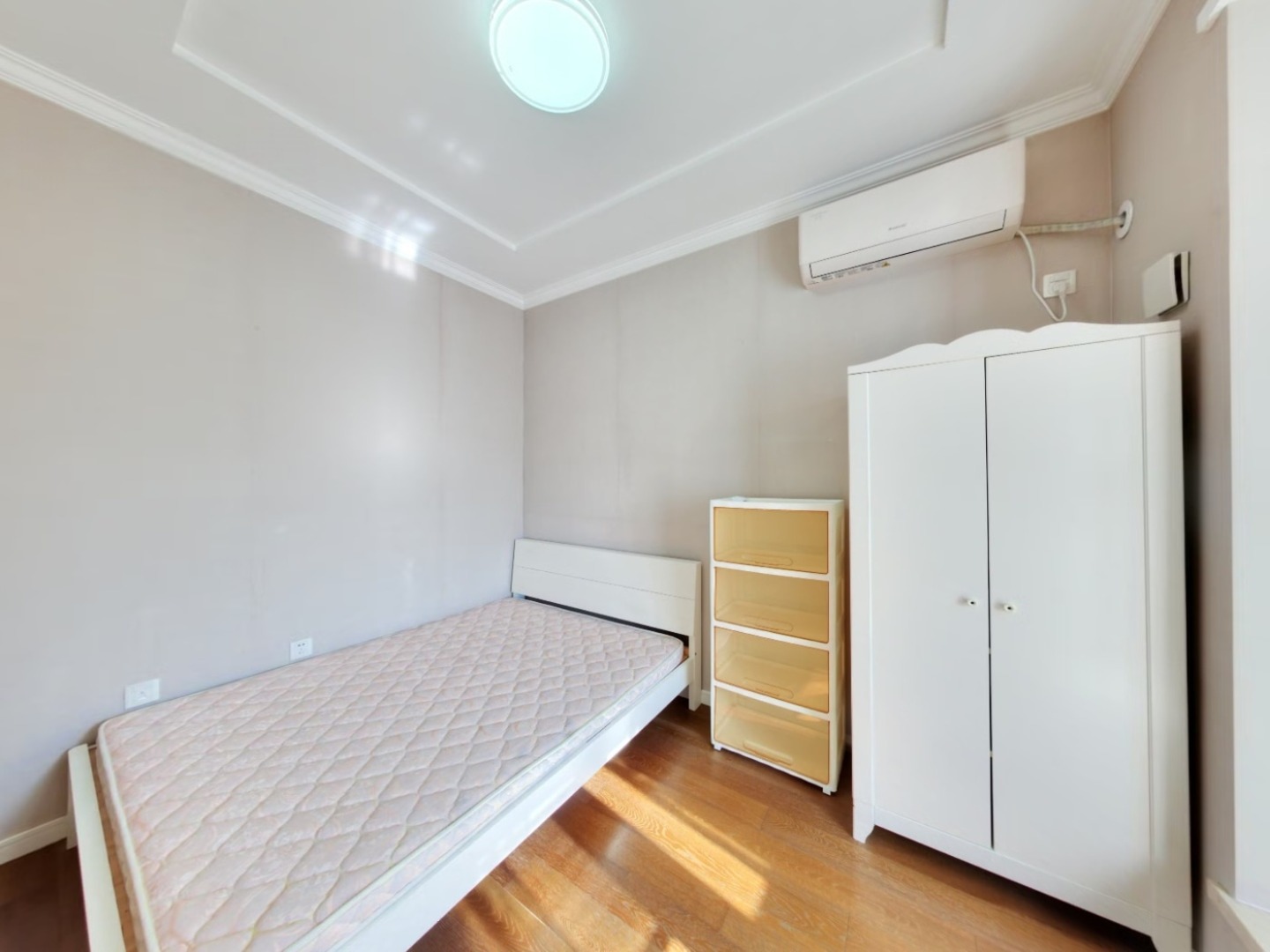 南京万科金域蓝湾二手房房源图片