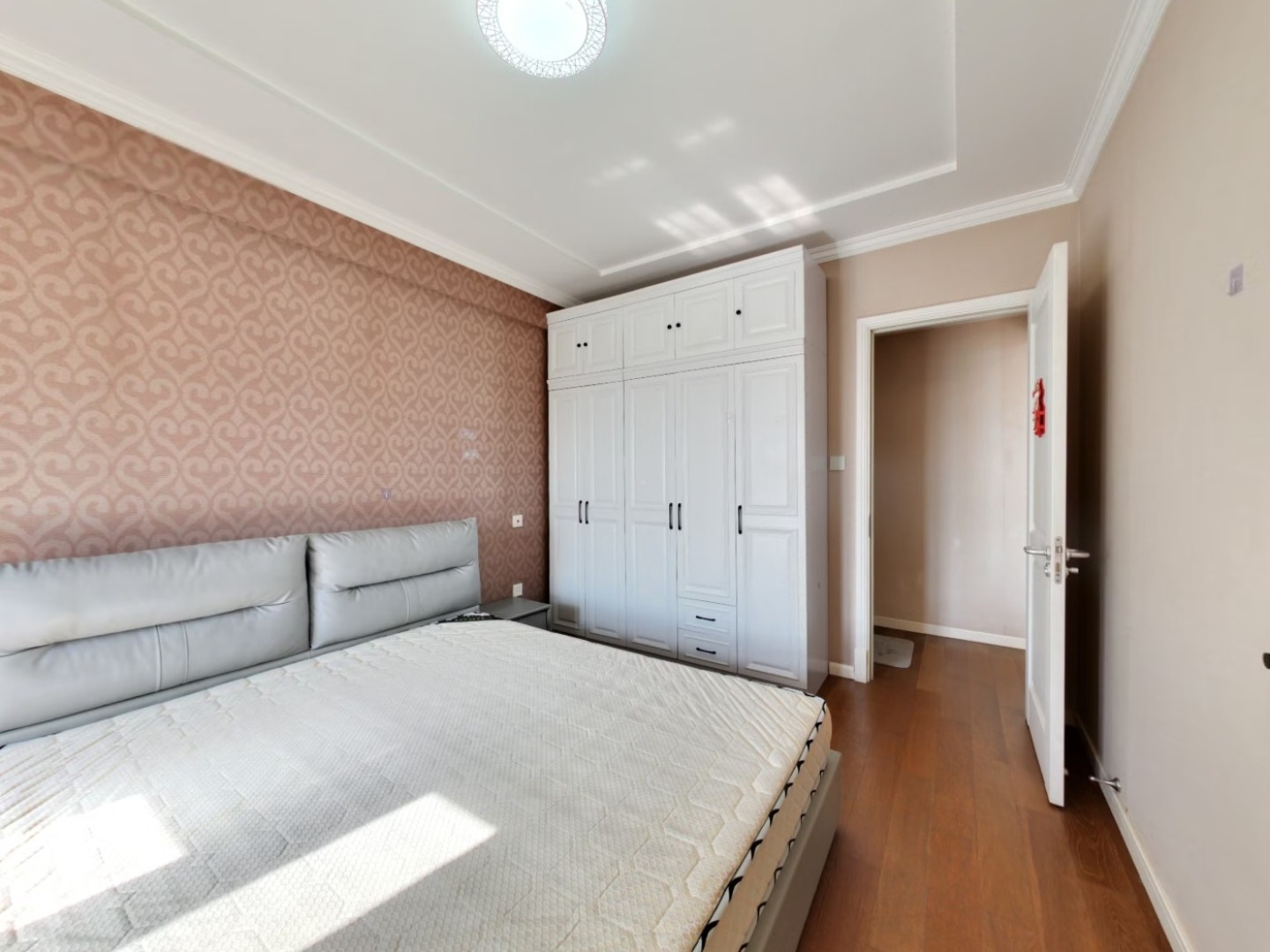 南京万科金域蓝湾二手房房源图片