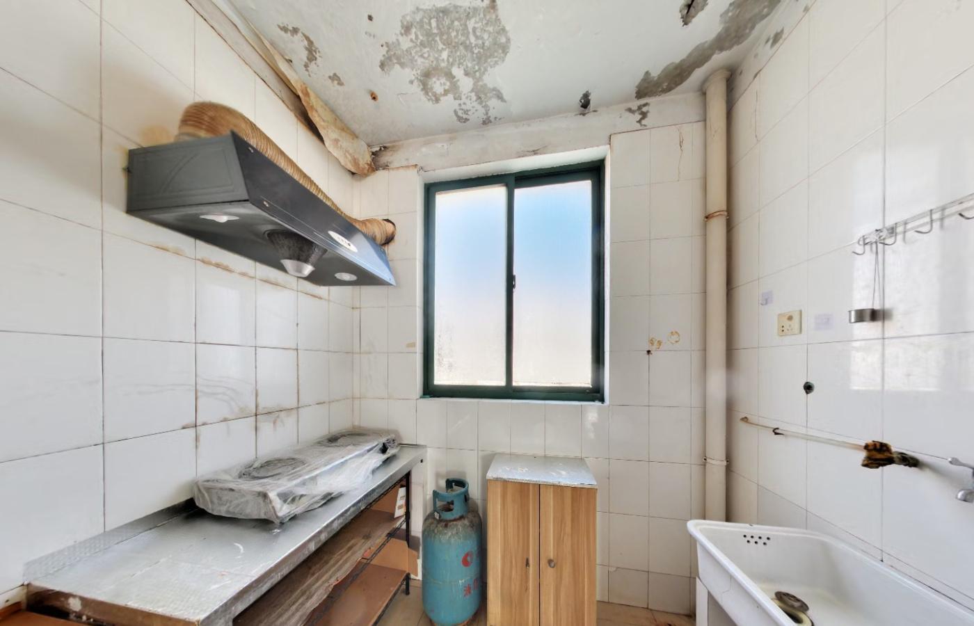 南京天景山公寓春秀苑二手房房源图片