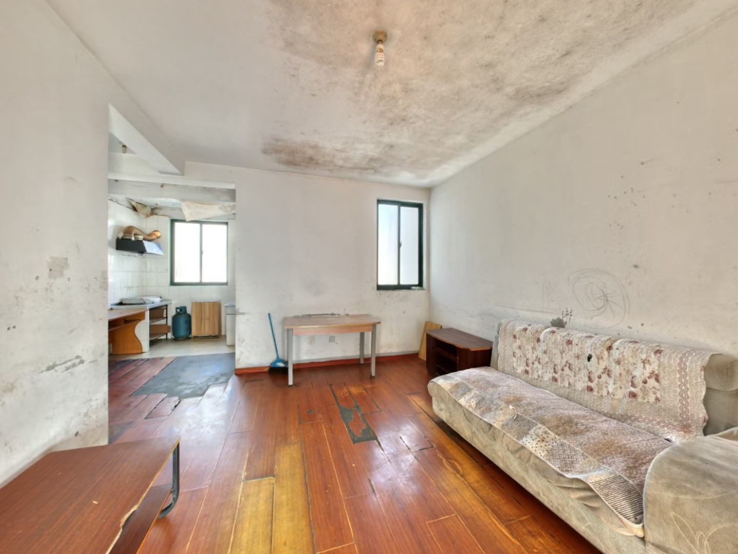 南京天景山公寓春秀苑二手房房源图片