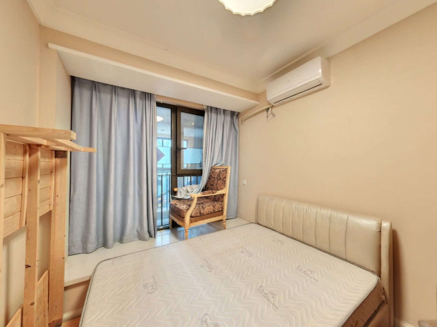 南京万科金域蓝湾二手房房源图片