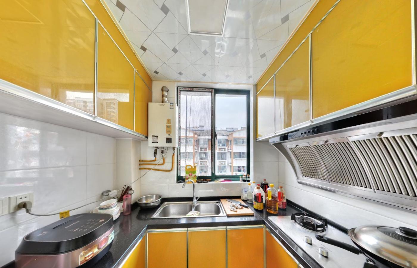 南京天景山公寓春秀苑二手房房源图片