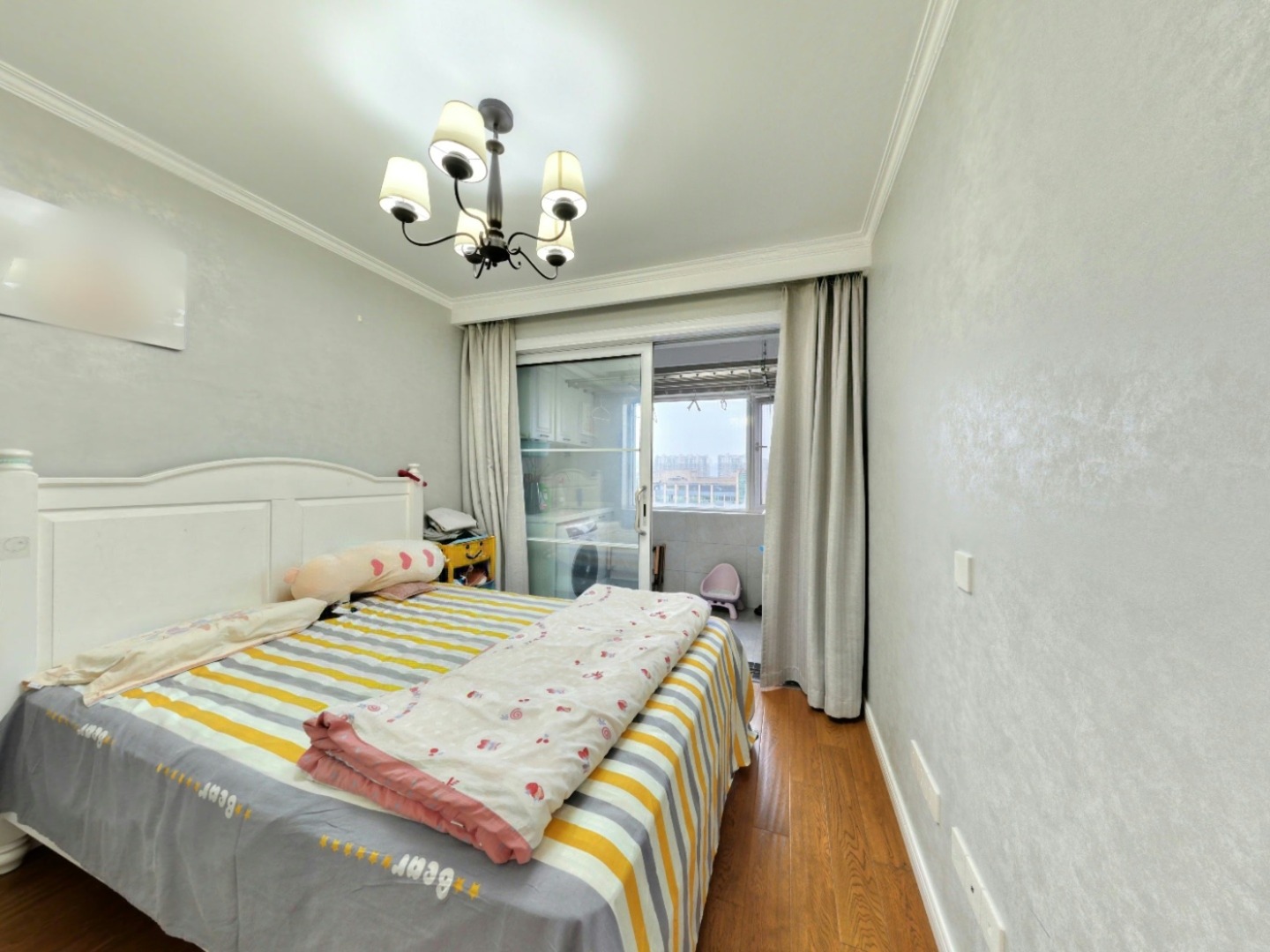 南京悦恒君铂国际二手房房源图片