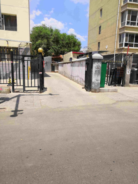 阿吉拉沁路小区图片