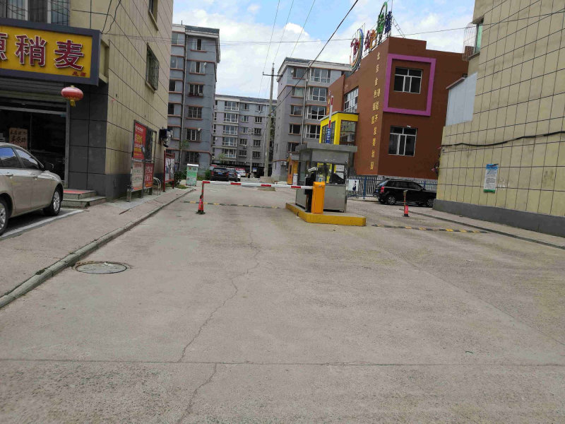 海拉尔西路小区图片